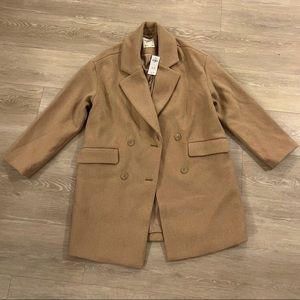 NWT A&F Small Oversized Down Coat